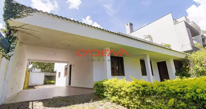 Casa com 6 quartos e 10 vagas à venda no Água Verde