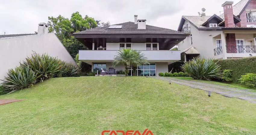Casa 4 quartos e 4 vagas à venda próximo ao Parque Barigui