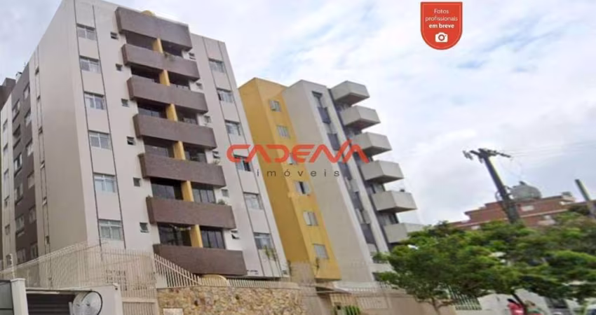 Apartamento com 3 quartos e 1 vaga à venda no Cabral