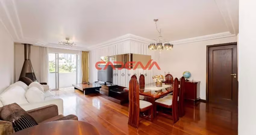 Apartamento com 3 suítes e 2 vagas para aluguel no Batel