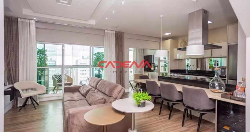 Apartamento Duplex com 2 suítes e 2 vagas à venda no Centro