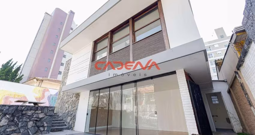 Casa comercial à venda no Seminário