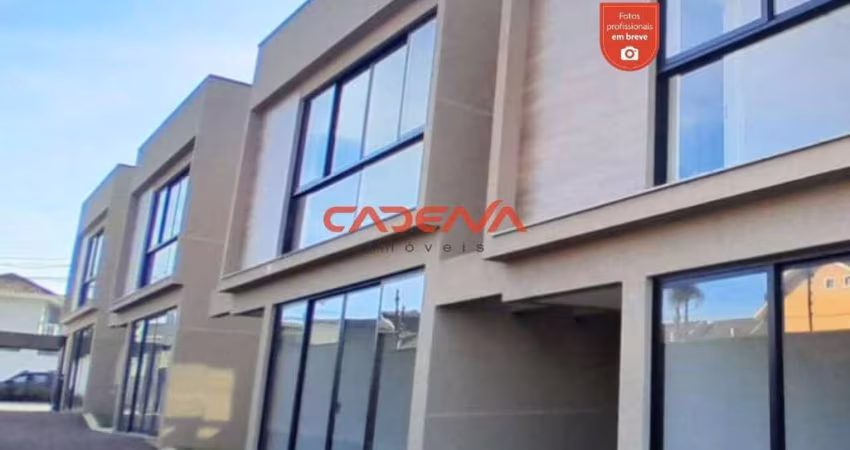 Sobrado com 3 quartos e 1 vaga para aluguel no Santa Felicidade