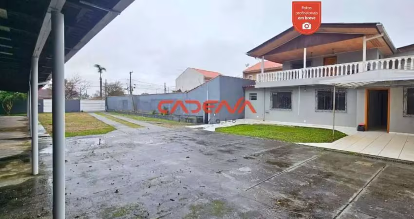 Sobrado com 4 quartos e 10 vagas para aluguel no cajuru