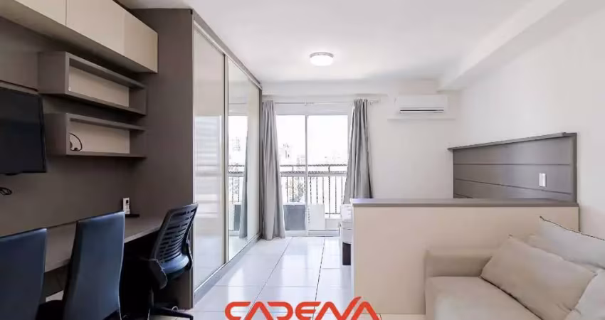 Studio com sacada para aluguel no centro de curitiba