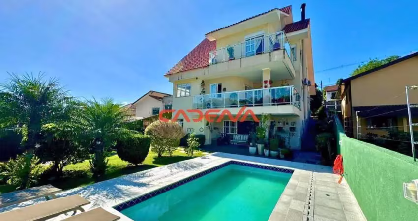 Casa com 4 quartos e 6 vagas à venda no vista alegre