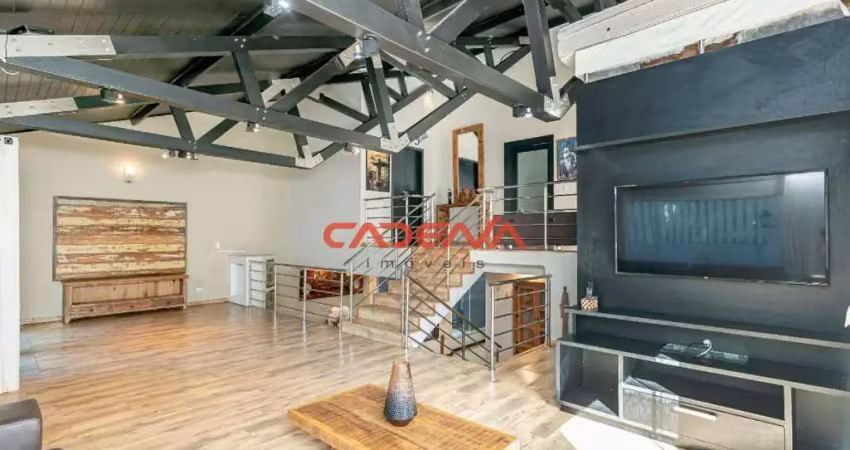 Casa com 5 quartos e 6 vagas para aluguel no campo comprido