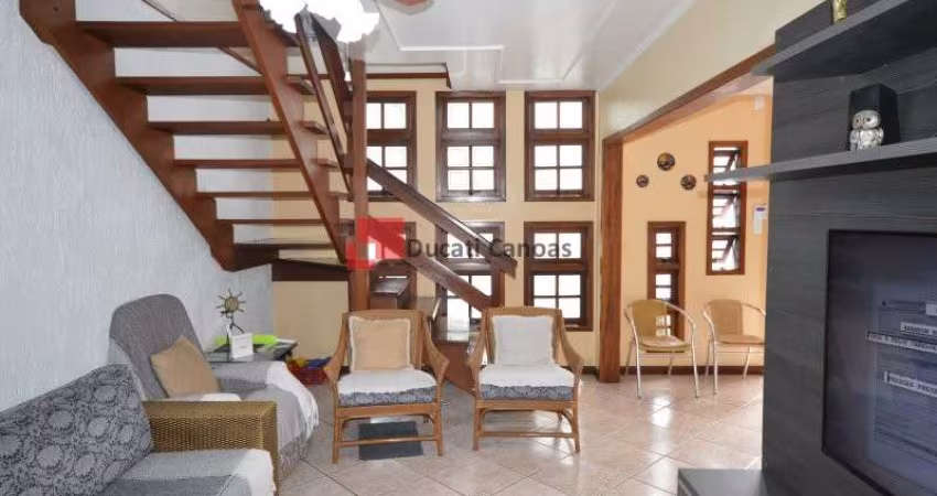 Casa ampla, perfeita para comércio.