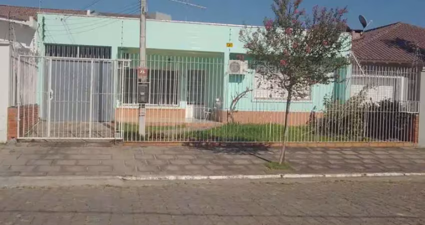 Casa com 3 quartos à venda na Rua Marechal Lampert, --, Harmonia, Canoas
