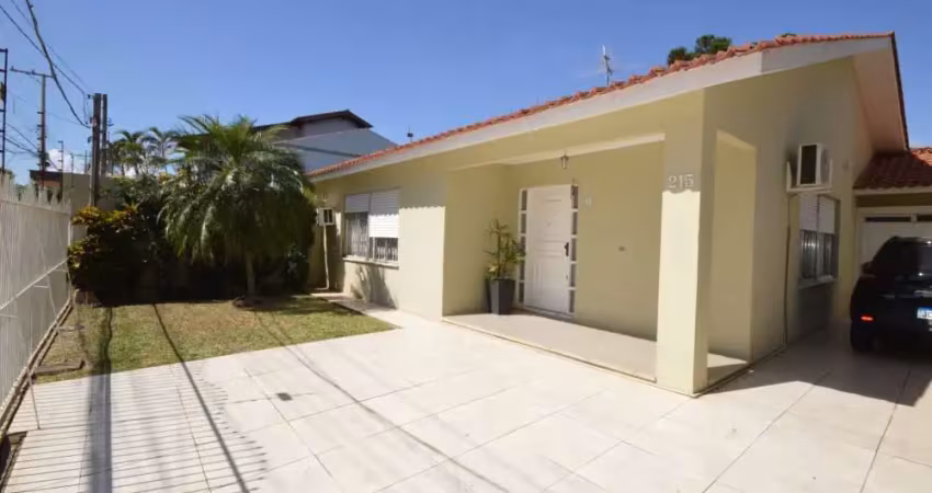 Casa com 4 quartos à venda na Rua dos Girassóis, --, Igara, Canoas