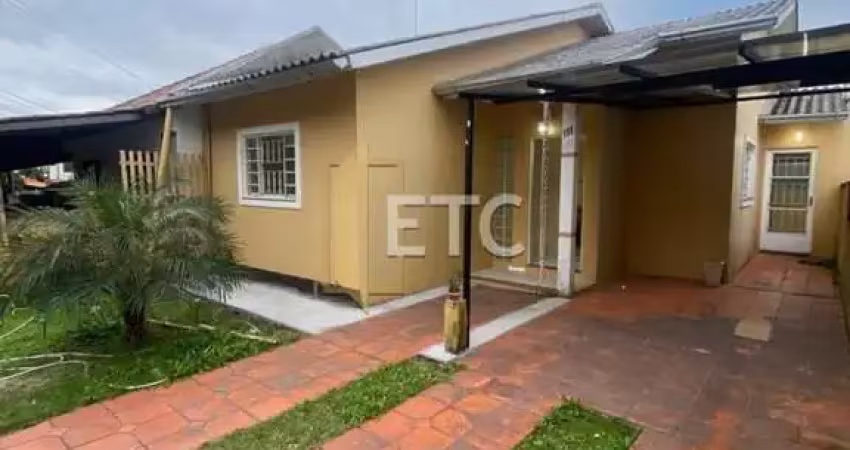 Casa com 3 quartos para alugar na Rua Ilha Graciosa, --, Olaria, Canoas