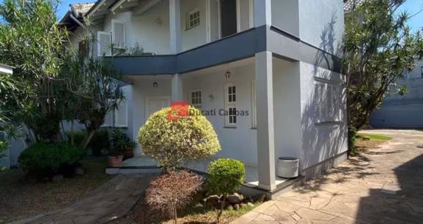 Casa com 04 dormitórios ao lado do Park Shopping