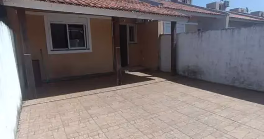 Casa em condomínio fechado com 2 quartos à venda na Rua Santa Eulália, --, Olaria, Canoas