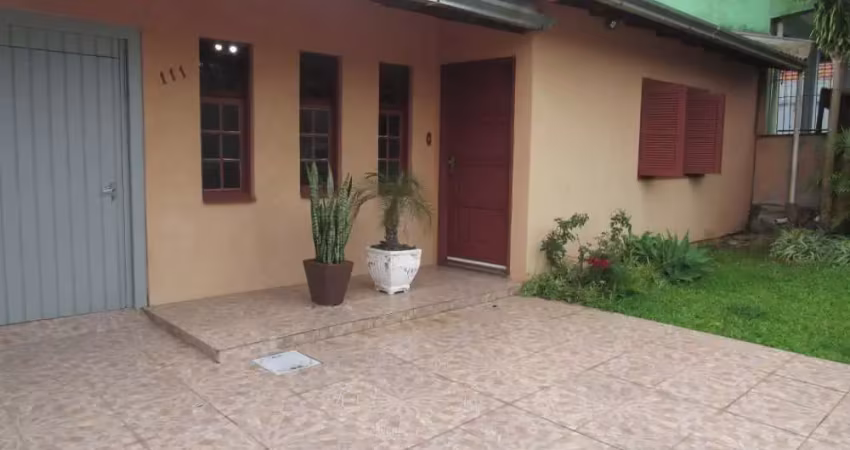 Casa com 3 quartos à venda na Rua Francisco Alves, --, Nossa Senhora das Graças, Canoas
