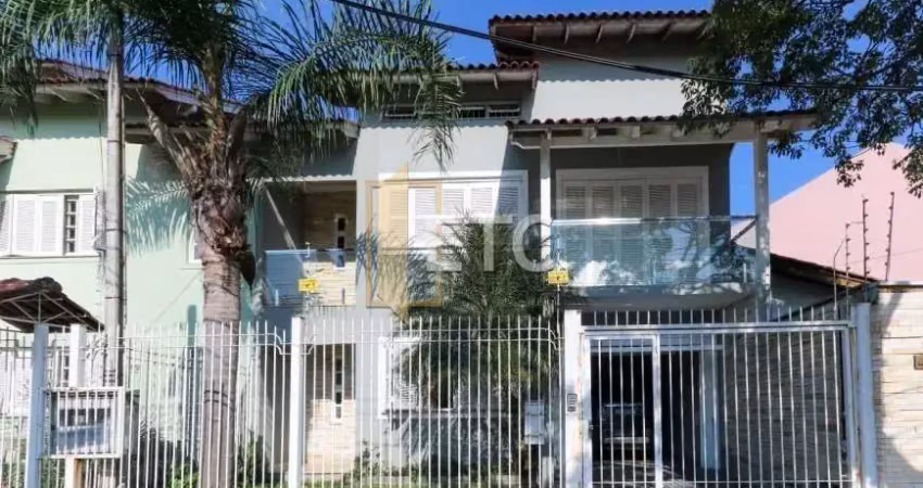 Casa com 3 quartos para alugar na Rua dos Lírios, --, Igara, Canoas