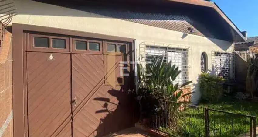 Casa com 3 quartos para alugar na Rua Silva Jardim, --, Centro, Canoas