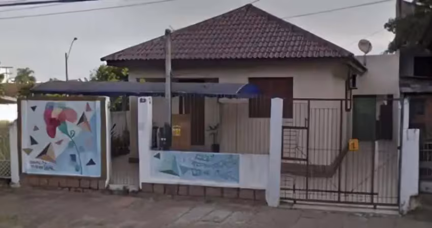 Casa com 4 quartos à venda na Rua Araçá, --, Centro, Canoas