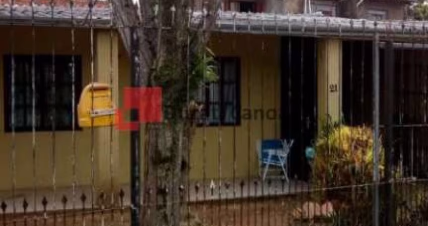 Casa com 2 quartos à venda no Guajuviras, Canoas 