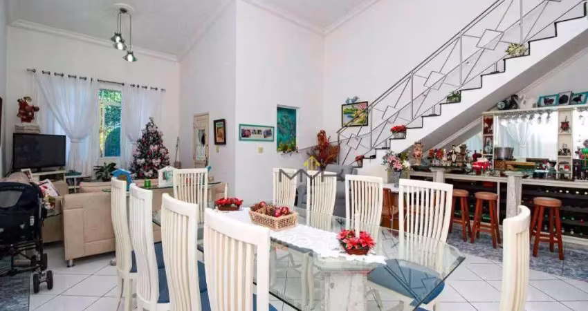 Casa com 4 dormitórios à venda, 616 m² por R$ 2.500.000,00 - Vila Mathias - Santos/SP