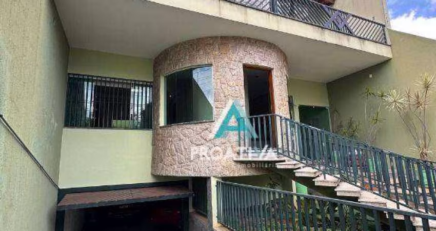 Sobrado com 4 suítes no Campestre, Santo André