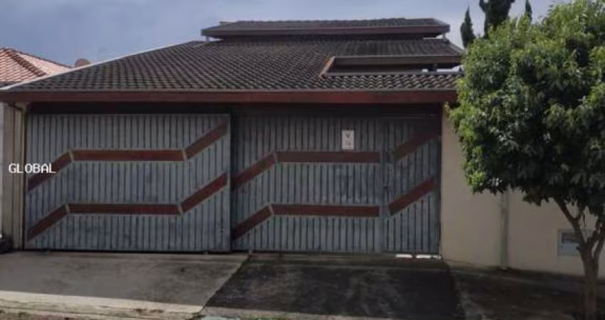 Casa para Venda em Taubaté, Loteamento Quinta das Frutas, 3 dormitórios, 1 suíte, 2 banheiros, 3 vagas