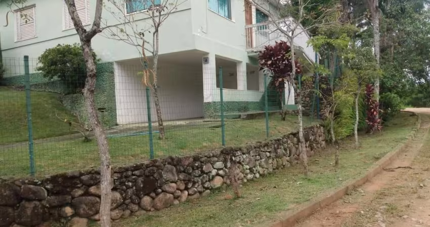 Casa para Venda em Caraguatatuba, Balneário Gardem Mar, 2 dormitórios, 1 banheiro, 3 vagas