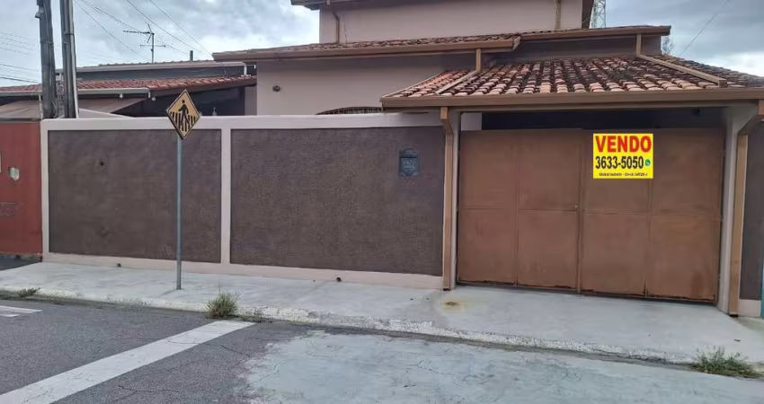 Casa para Venda em Tremembé, Loteamento Parque das Fontes, 3 dormitórios, 1 suíte, 2 banheiros, 2 vagas