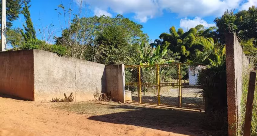 Chácara para Venda em Pindamonhangaba, Alto do Cardoso, 1 dormitório, 1 banheiro