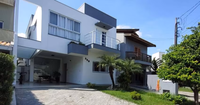 Casa em Condomínio para Venda em Tremembé, Castelos, 3 dormitórios, 1 suíte, 4 banheiros, 4 vagas