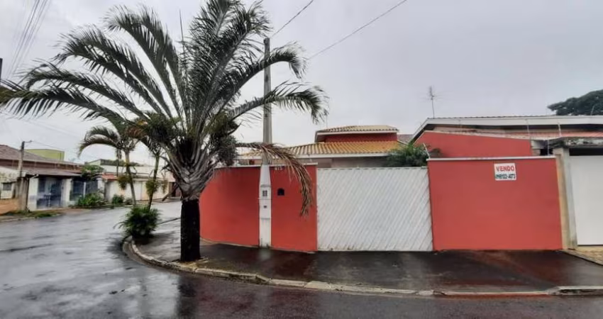 Casa para Venda em Tremembé, Loteamento Village Tremembé, 4 dormitórios, 1 suíte, 3 banheiros, 4 vagas