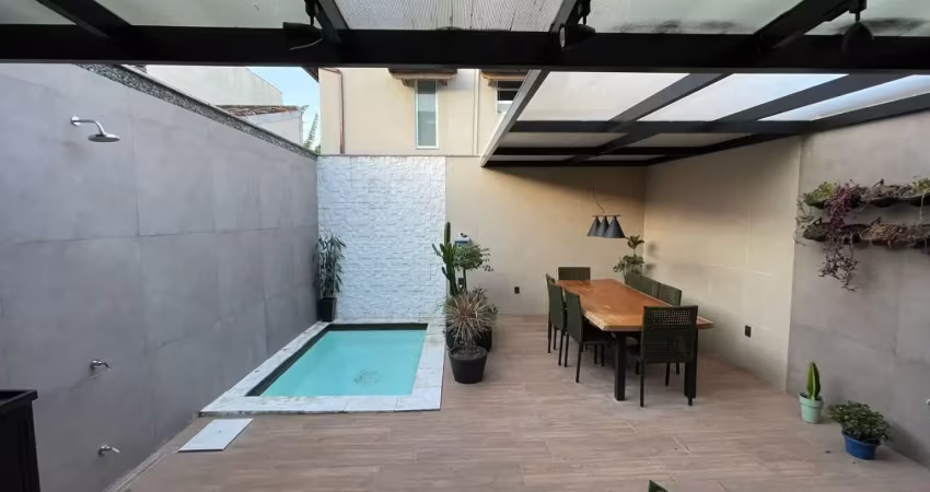 Linda casa 4 quartos com área gourmet,localização privilegiada em piratininga !