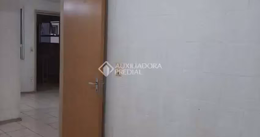 Apartamento com 2 quartos à venda na Rua José Barcellos Garcia, 40, Rubem Berta, Porto Alegre