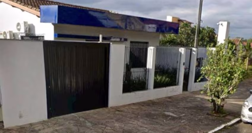 Casa comercial à venda na Rua Tietê, 98, Igara, Canoas