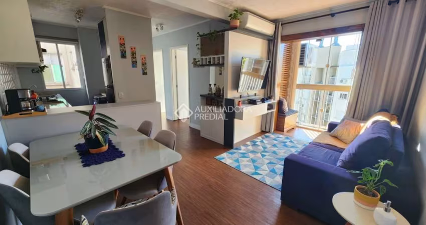 Apartamento com 2 quartos à venda na Rua Joaquim de Carvalho, 650, Vila Nova, Porto Alegre