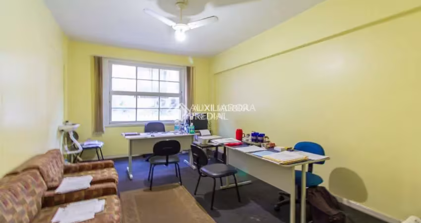 Sala comercial à venda na Rua Voluntários da Pátria, 527, Centro Histórico, Porto Alegre