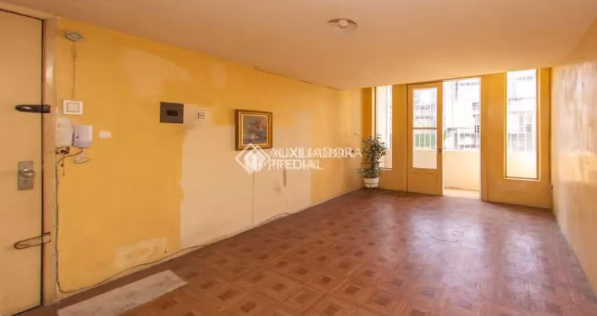 Apartamento com 2 quartos à venda na Rua César Lombroso, 125, Rio Branco, Porto Alegre