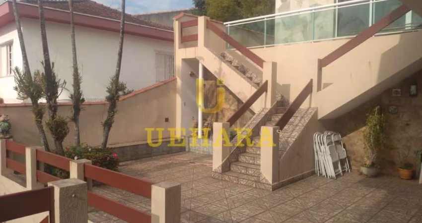 Linda casa de 283m², próximo da estação de trem de Caieiras!!