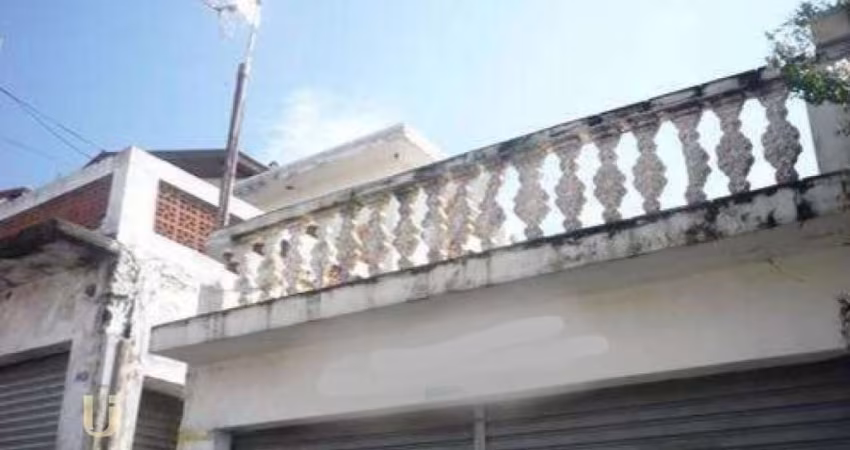 CASA ANTIGA EM TERRENO NO BAIRRO HORTO FLORESTAL