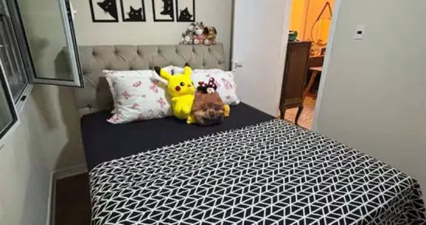 Apartamento reformado à uma quadra da praia do gonzaguinha, são vicente-sp
