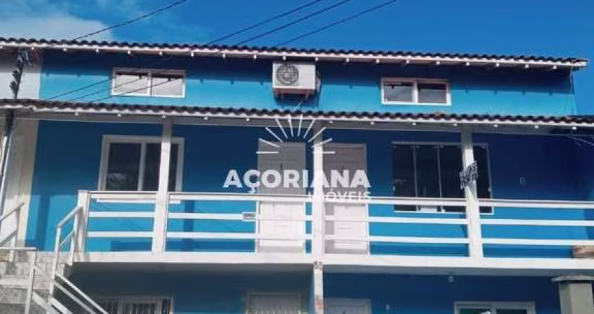 Casa com 2 dormitórios à venda Rio Tavares - Florianópolis/SC