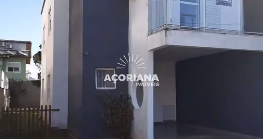 Casa com 3 quartos para alugar na Rua do Trapiche, 120, Campeche, Florianópolis