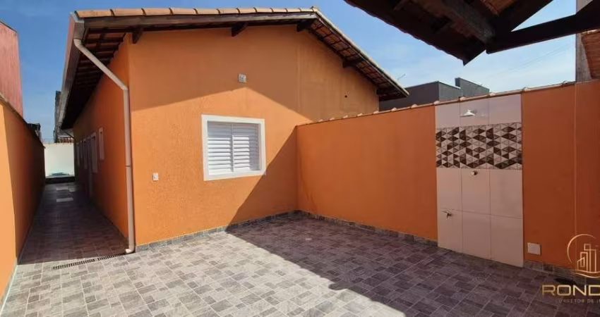Casa 2 dormitórios para Venda em Itanhaém / SP no bairro Tupy