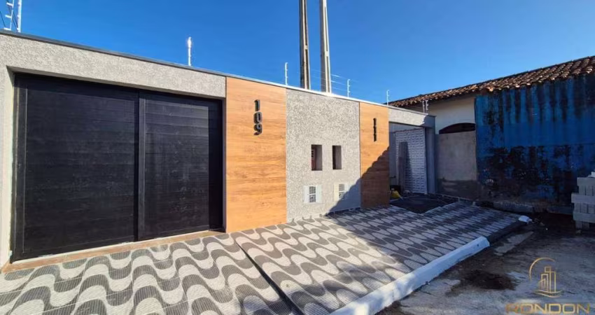 Casa 2 dormitórios para Venda em Itanhaém / SP no bairro Tupy