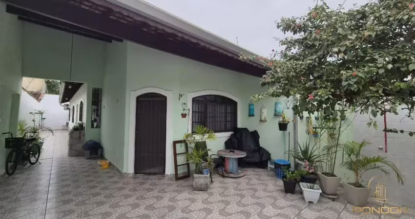 Casa com 2 dormitórios, sendo 1 suíte no suarão em itanhaém, sp.