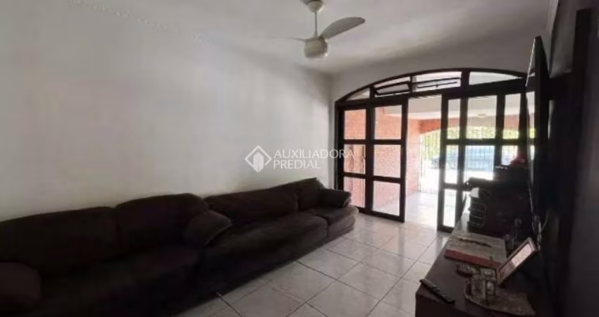 Casa com 2 quartos à venda na Rua Carlos Rizzini, 156, Jordanópolis, São Bernardo do Campo