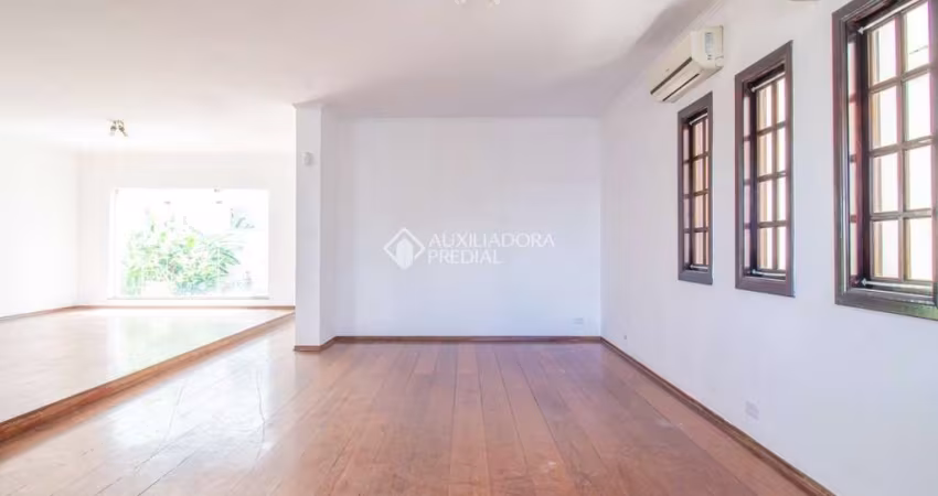 Casa com 6 quartos à venda na Rua Jequitinhonha, 1050, Campestre, Santo André
