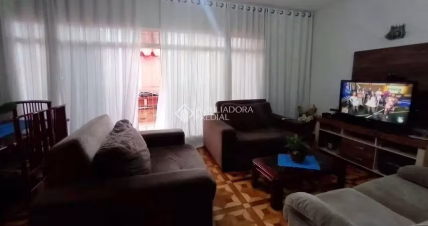 Casa com 4 quartos à venda na Rua Carlos de Campos, 36, Parque São Vicente, Mauá