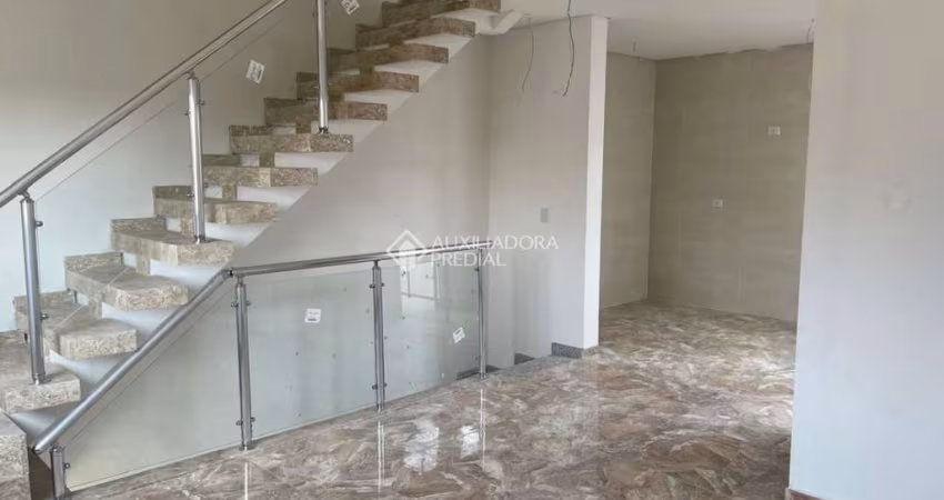 Casa com 2 quartos à venda na Rua Coimbra, 137, Vila Pires, Santo André