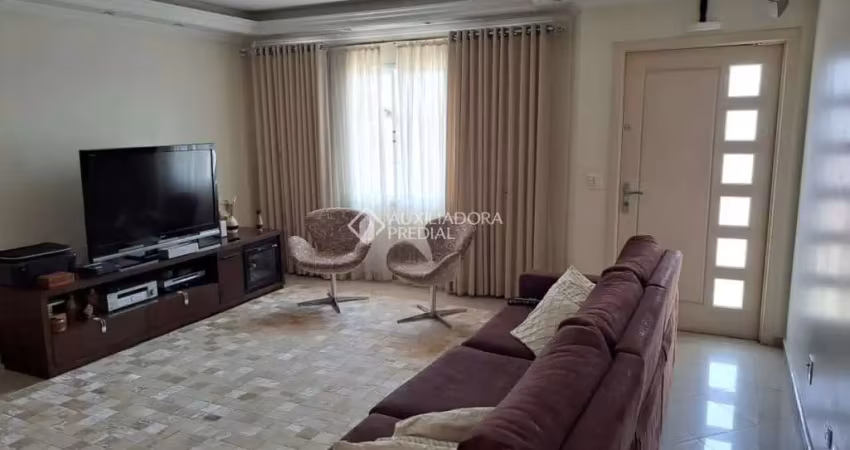 Casa com 3 quartos à venda na Rua Luxemburgo, 240, Vila Francisco Matarazzo, Santo André