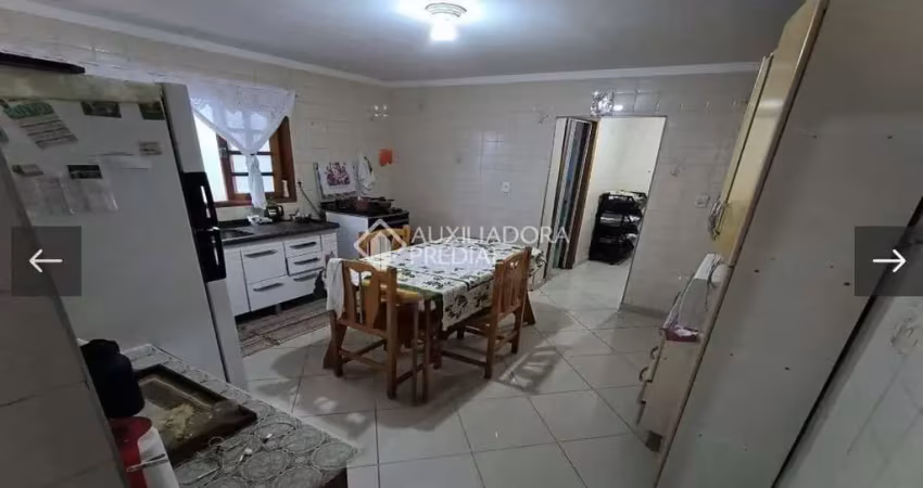 Casa com 2 quartos à venda na Rua Diogo do Rego Mendonça, 95, Parque São Rafael, São Paulo